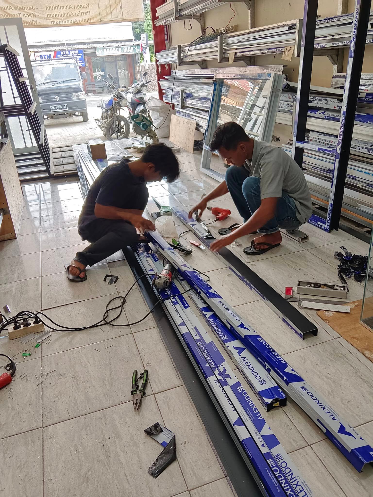 Hero Background HK Aluminium