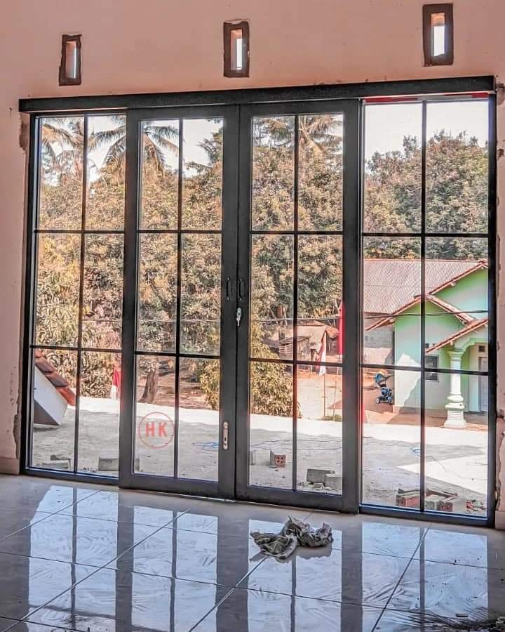 Sliding Door & Fixed Glass