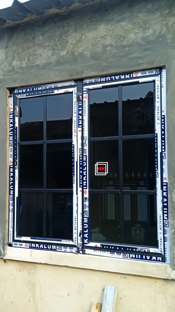 Jendela Double + Ornamen