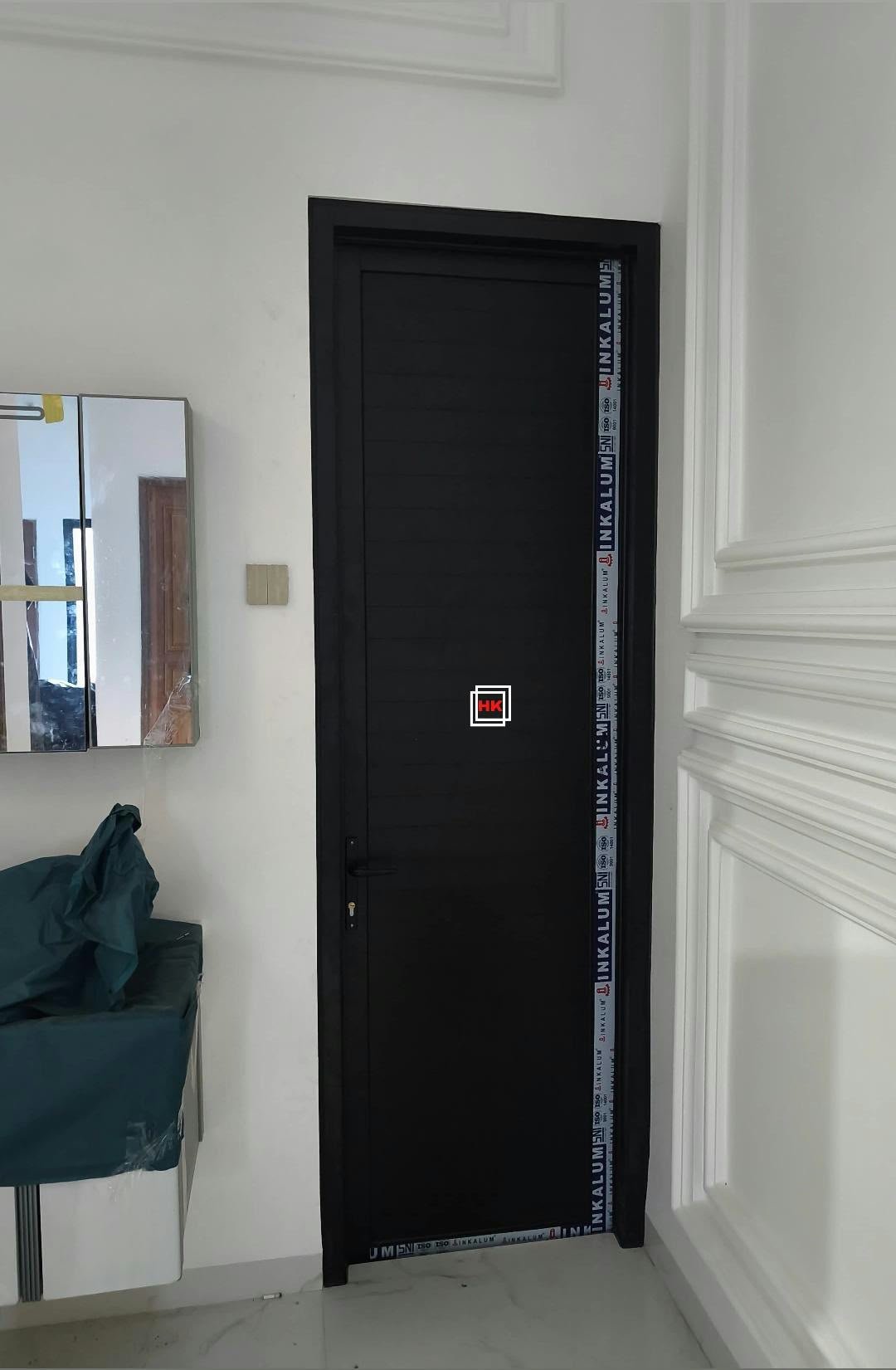 Pintu Kamar Mandi