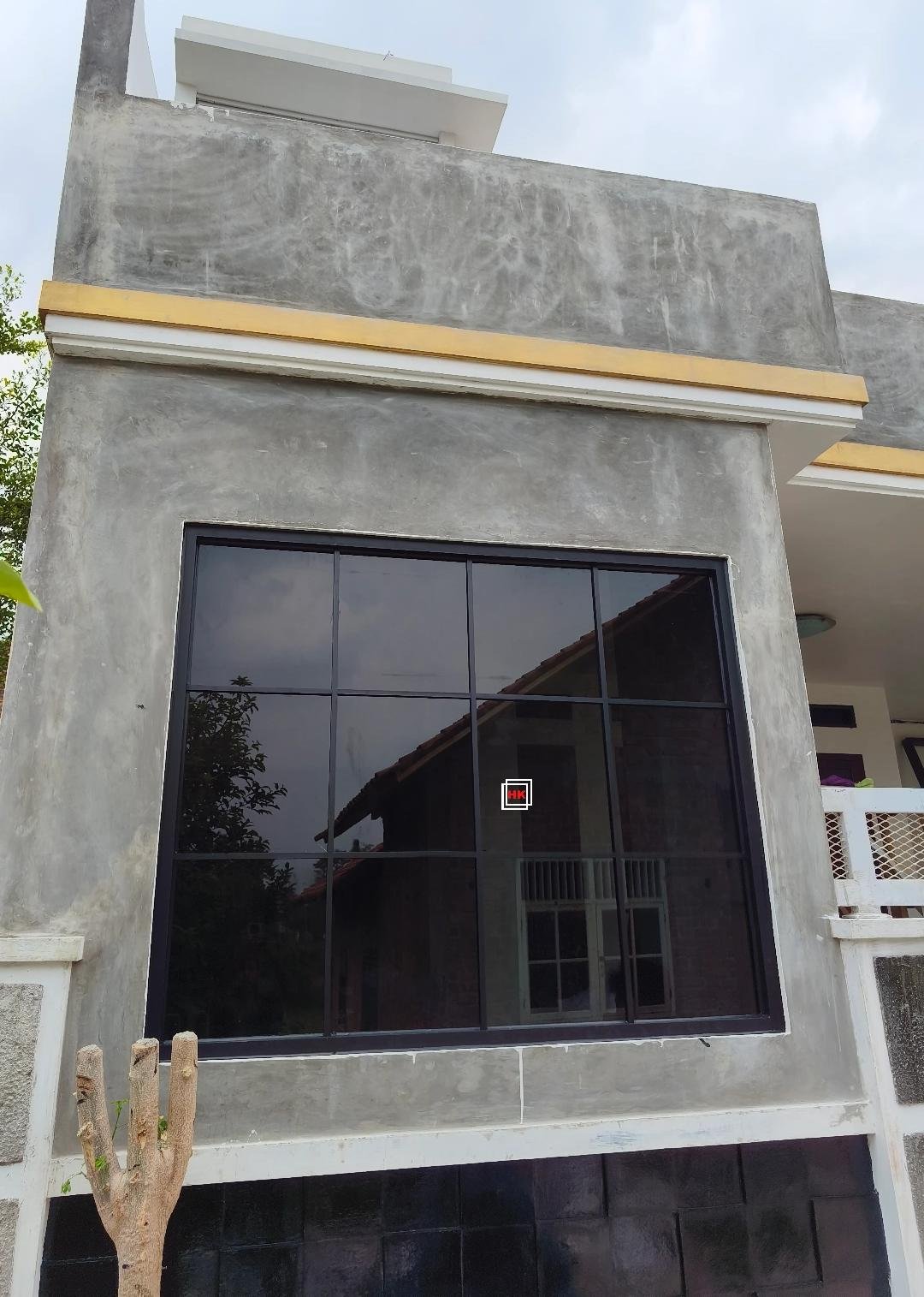 Fixed Glass